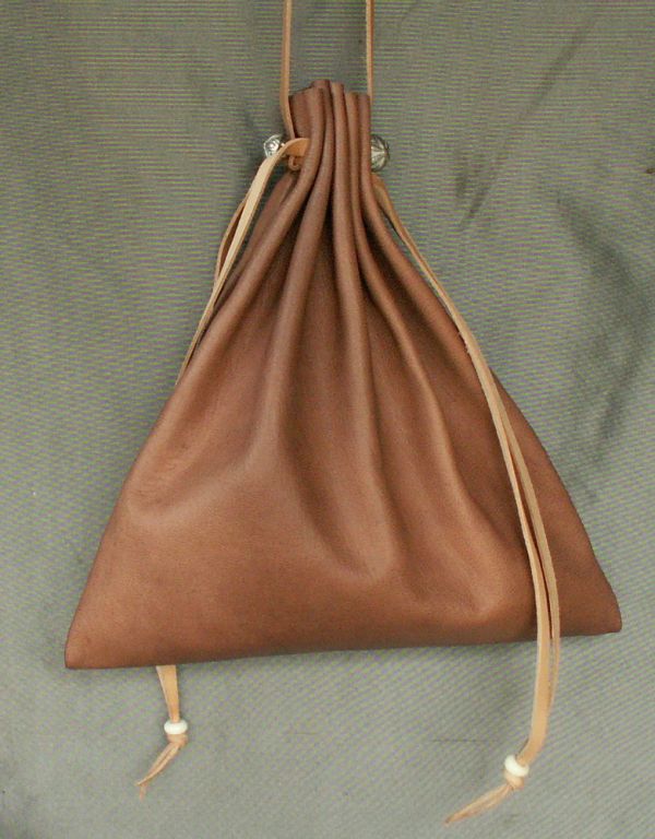 Ladies 14th/15th century square drawstring purse