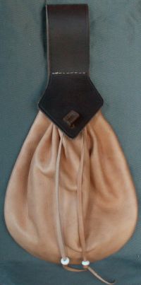 Ladies 17th century teardrop belt purse