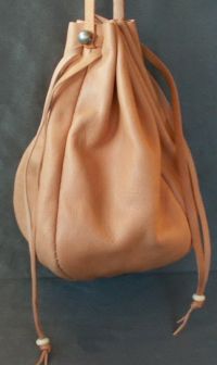 Ladies 14th/17th century large round drawstring purse
