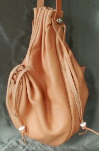 16th/17th century ladies draw string purse with two side pockets