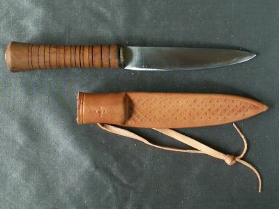 Whillte tang knife