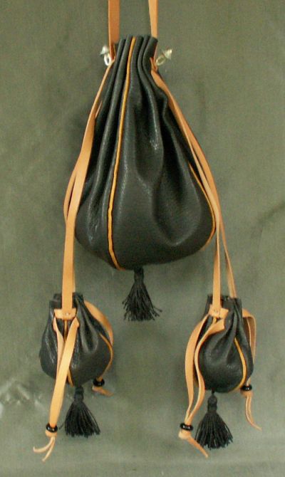 Ladies 15th/16th century round drawstring purse with miniature purses