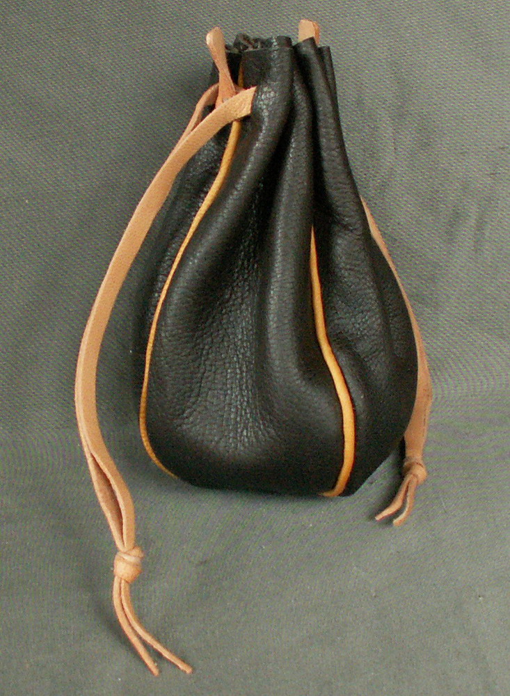 round purses leather