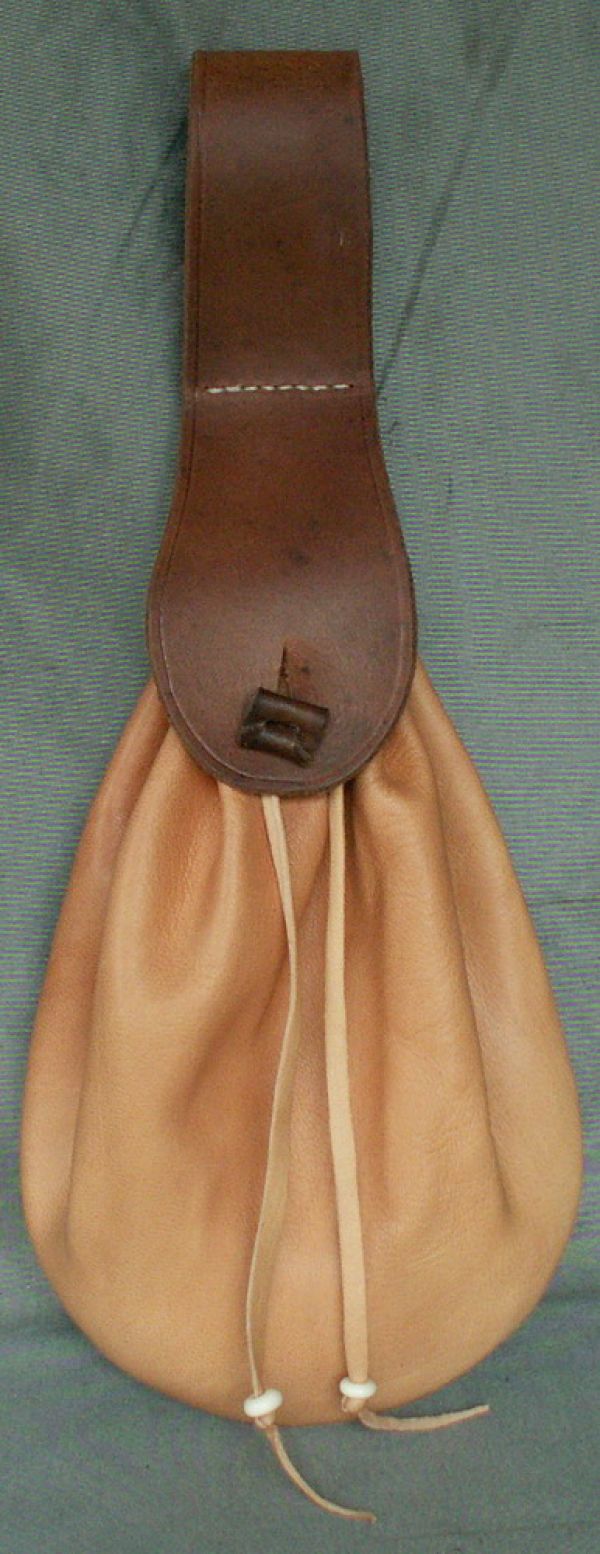 Ladies 17th century narrow belt purse