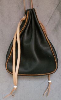Ladies 15th/16th century drawstring purse with side gusset and piped seams
