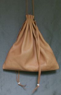 Ladies 14th/15th century large square drawstring purse