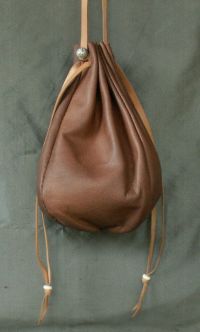 Ladies 14th/17th century large round drawstring purse