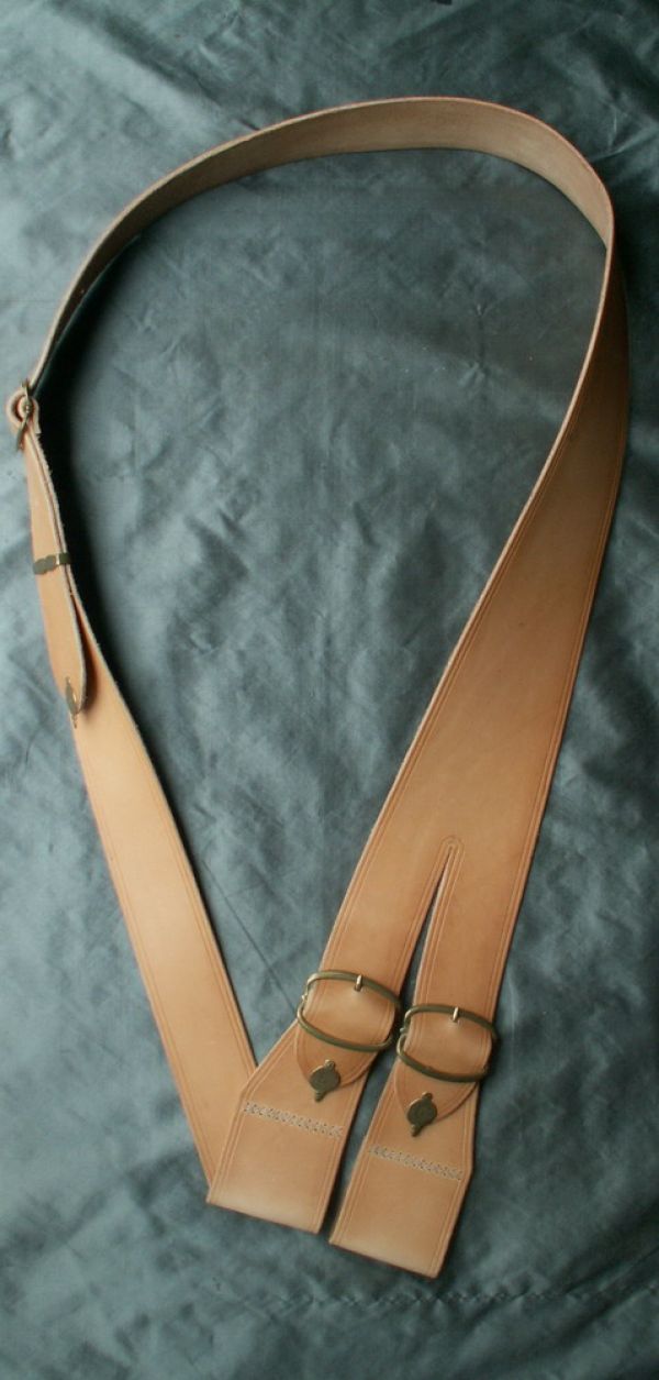 17th century buckled baldric with decorative fittings