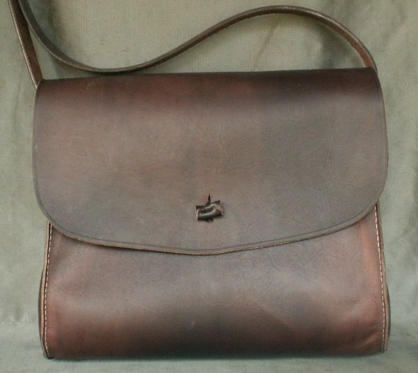 14th - 17th century shoulder bag with side gussets