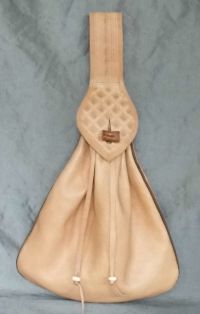 15th/16th century medium belt bag with piped seams and tooling
