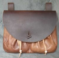 16th - 17th century medium belt wallet with a round front and two pouchlets