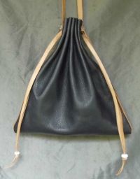 Ladies 14th/15th century square drawstring purse with piped seams
