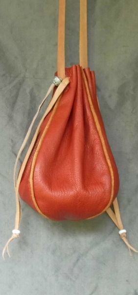 Ladies 14th/17th century round drawstring purse with piped seams