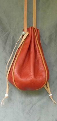 Ladies 14th/17th century round drawstring purse with piped seams