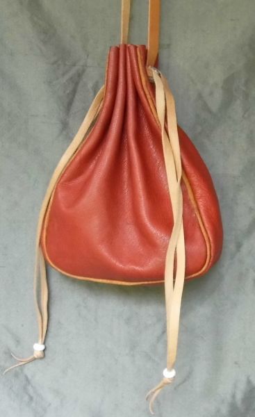 Ladies 15th/16th century drawstring purse with side gusset and piped seams